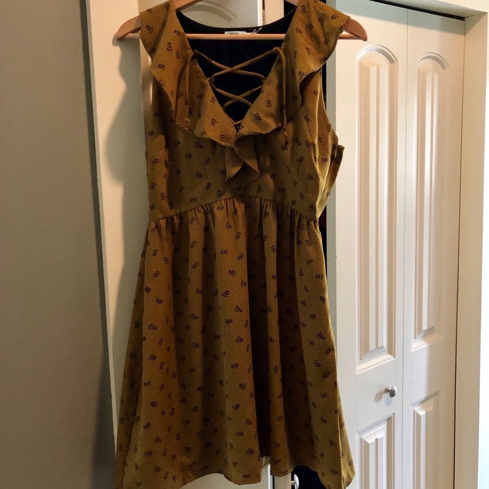 Urban Outfitters Kimchi Blue olive floral dress 6